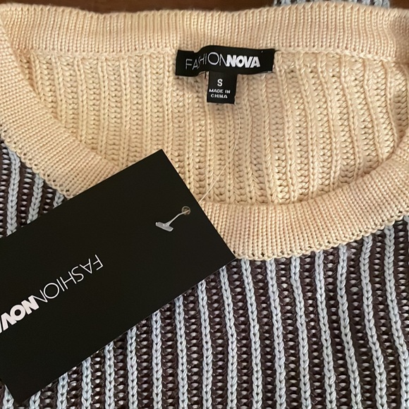 Fashion Nova Sweater - Picture 7 of 7